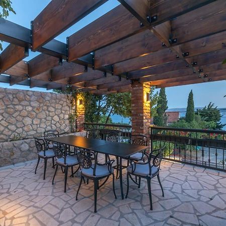 Cvrk Family House Нови-Винодолски Экстерьер фото