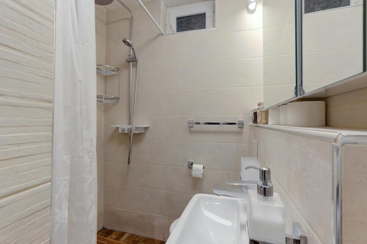 Cvrk Family House Нови-Винодолски Экстерьер фото