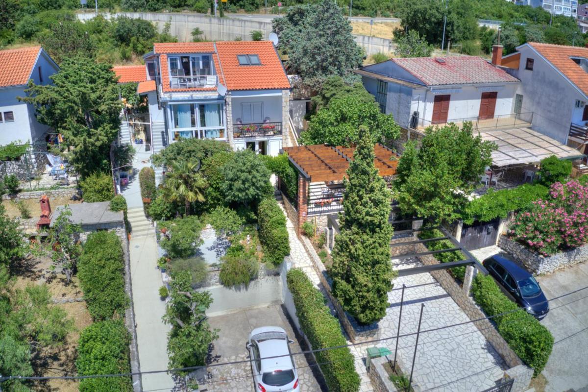 Cvrk Family House Нови-Винодолски Экстерьер фото