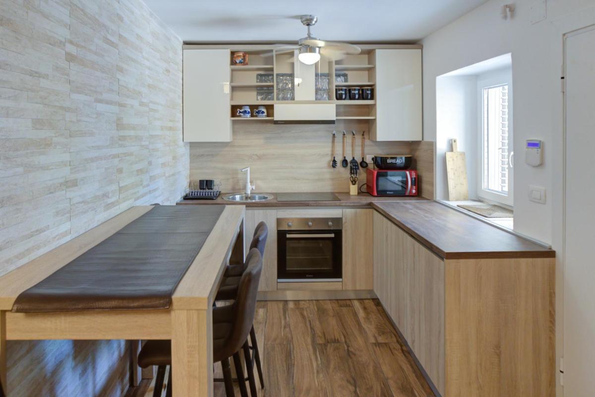 Cvrk Family House Нови-Винодолски Экстерьер фото
